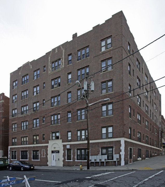 Aspen Stratford Apartments in Newark, NJ - Foto de edificio