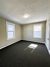 124 Burnside Ave in Woonsocket, RI - Building Photo - Building Photo