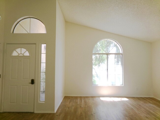 4829 W Forest Oaks Ave in Banning, CA - Building Photo - Building Photo