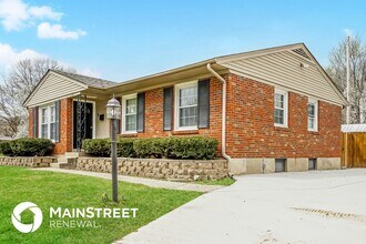 3552 Lisbon Ln in Louisville, KY - Foto de edificio - Building Photo