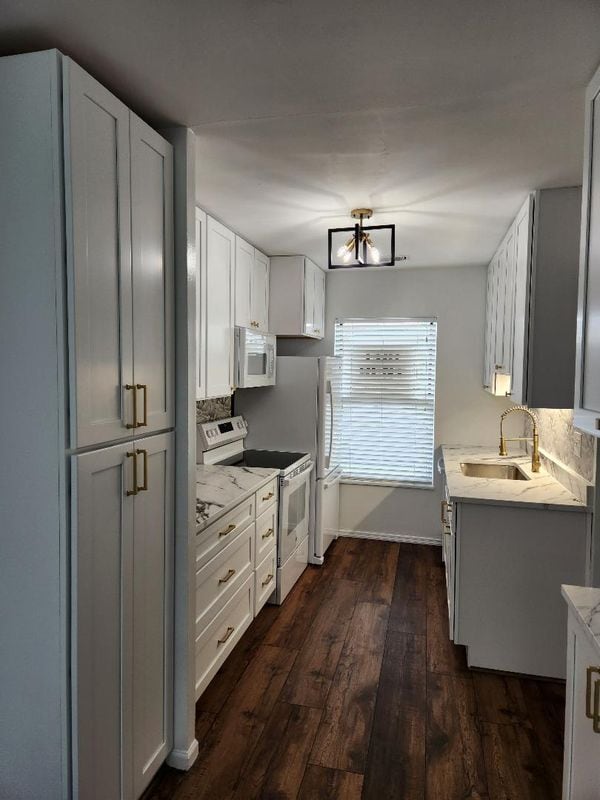 property at 3179 Meadow Trail Dr