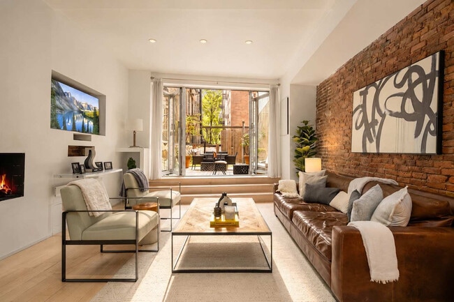 354 Bowery-SI ID1035006P