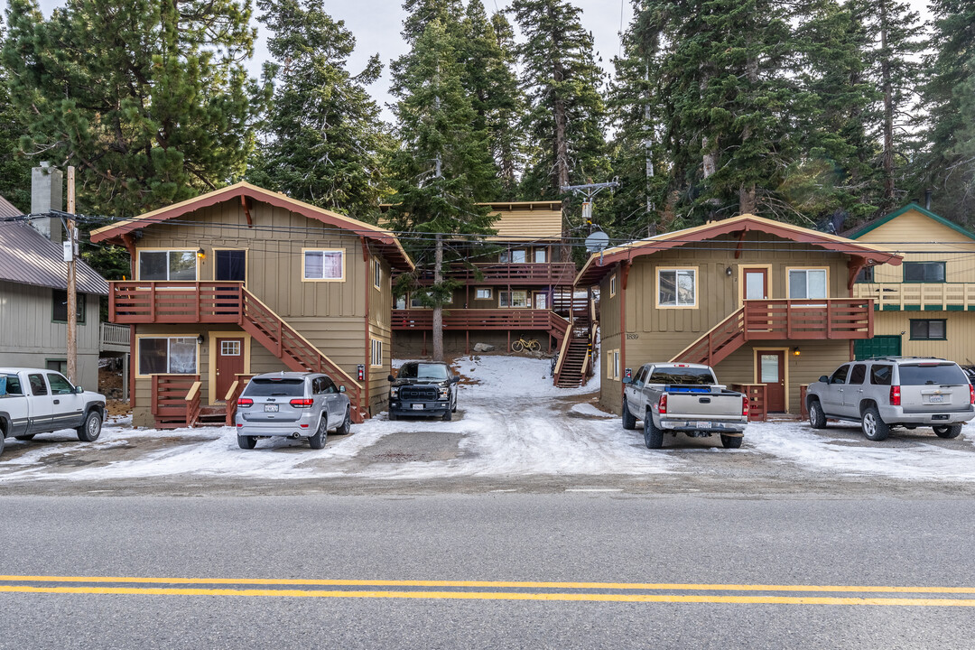 1839 Old Mammoth Rd in Mammoth Lakes, CA - Building Photo