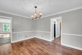 1609 Chickasaw Dr in Columbus, MS - Foto de edificio - Building Photo