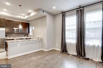1333 Euclid St NW in Washington, DC - Building Photo - Building Photo