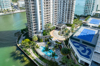 901 Brickell Key in Miami, FL - Building Photo - Building Photo