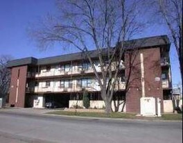 Garfield Ridge Apartments For Rent Chicago Il 4043 S Harlem Ave Apartments