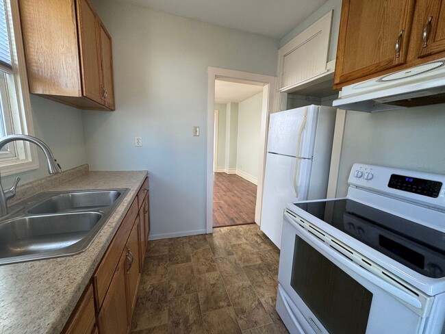 property at 787-789 Aurora Ave