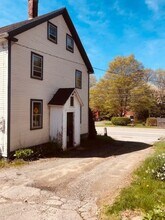 31-33 N Main St in Newmarket, NH - Building Photo - Building Photo