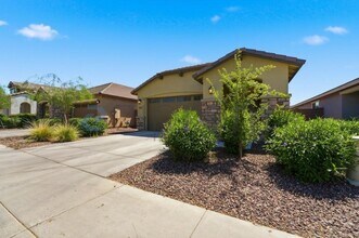 9219 W Sells Dr in Phoenix, AZ - Building Photo - Building Photo