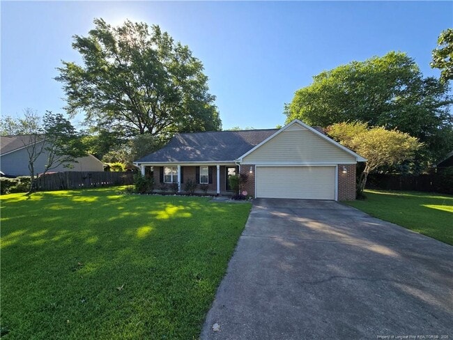163 Drew St in Raeford, NC - Building Photo - Building Photo
