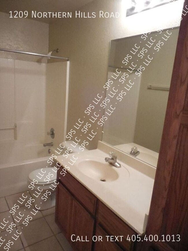 1209 Northern Hills Rd in Norman, OK - Building Photo - Building Photo