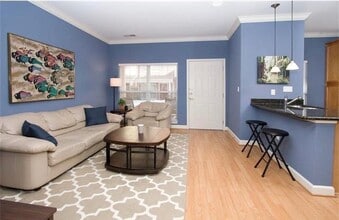 2648 Mcknight Crossing Ct in St. Louis, MO - Building Photo - Building Photo