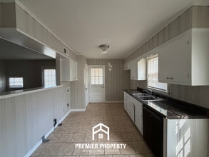 1744 Myrna Ln in Memphis, TN - Building Photo - Building Photo