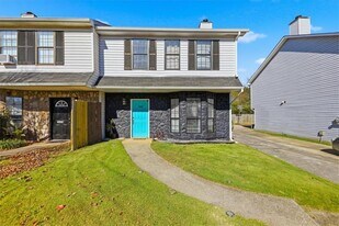 3682 Stephanie Ct in Powder Springs, GA - Building Photo