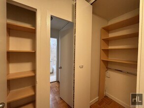 Fourth Avenue in New York, NY - Building Photo - Building Photo