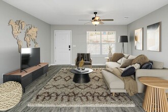590 Woodland Cir in Odenville, AL - Building Photo - Building Photo