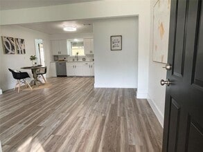 1107 Dover Cir in Alvin, TX - Building Photo - Building Photo