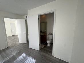 2020 Continental Ave in Tallahassee, FL - Building Photo - Building Photo
