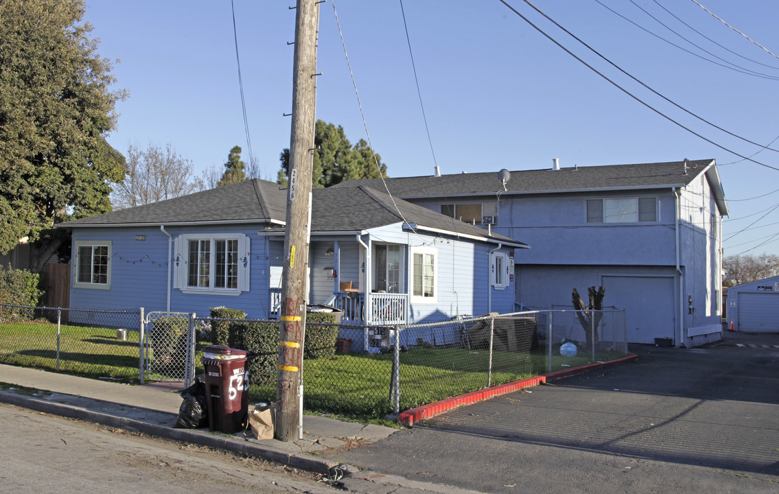 Laurel Avenue Apartments in Hayward, CA - Foto de edificio