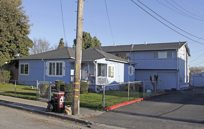 Laurel Avenue Apartments