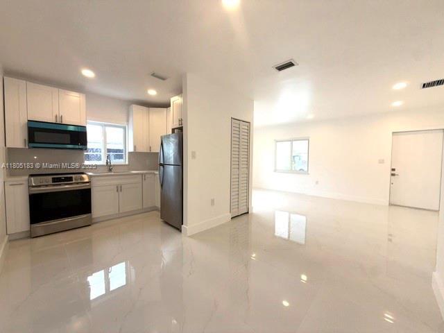228 NW 32nd Ave in Miami, FL - Building Photo - Building Photo