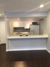 4620 Lower Dr, Unit 4620 in Lake Oswego, OR - Building Photo - Building Photo