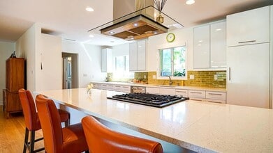 1415 Butterfield Rd in San Anselmo, CA - Building Photo - Building Photo
