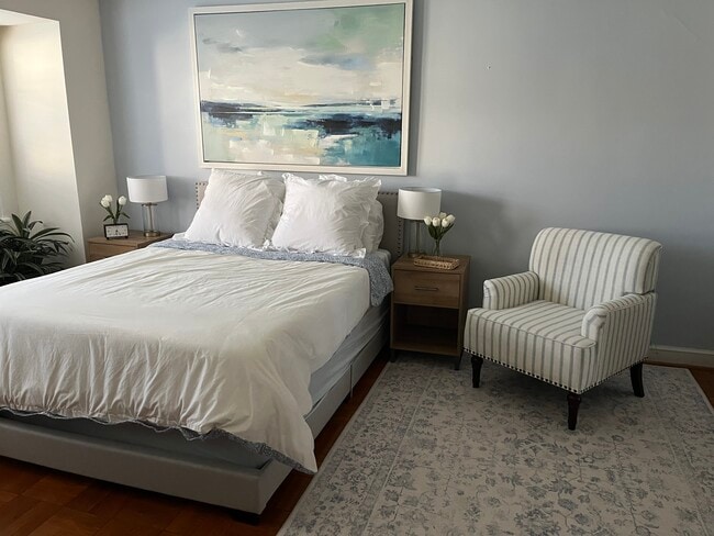 4801 Connecticut Avenue Apartments in Washington, DC - Building Photo - Building Photo