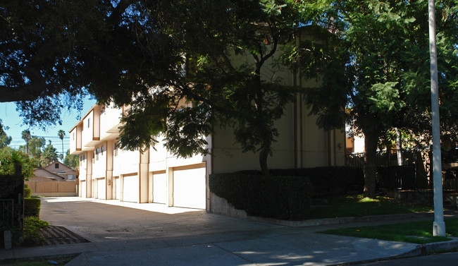 509 Mar Vista Ave in Pasadena, CA - Foto de edificio - Building Photo