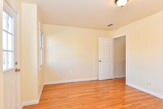 499 Ocean Ave, Unit 2 in Jersey City, NJ - Building Photo - Building Photo