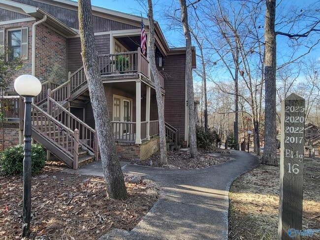 property at 2020 Woodlawn Dr SW