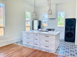 2510 Nagle St in Houston, TX - Building Photo - Building Photo