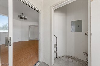 10116 Jacob Pl in Las Vegas, NV - Building Photo - Building Photo