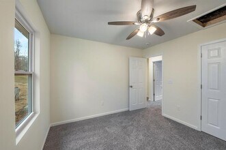 27 Cottage Ln in Hurricane, WV - Building Photo - Building Photo