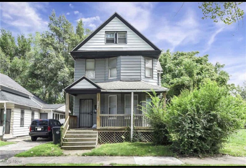 2893 E 64th St in Cleveland, OH - Foto de edificio