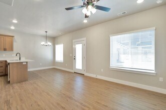 676 Tenkids Way in Layton, UT - Building Photo - Building Photo