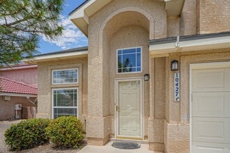 10427 Crosscut Dr NW in Albuquerque, NM - Building Photo - Building Photo