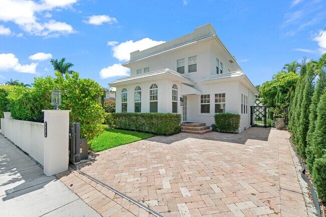 224 10th St in West Palm Beach, FL - Building Photo - Building Photo