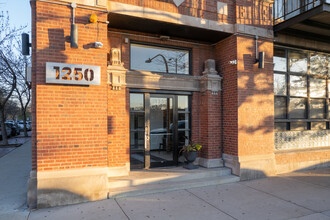 Vanguard Lofts in Chicago, IL - Foto de edificio - Building Photo