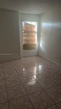 18240 NW 41st Pl in Miami Gardens, FL - Building Photo - Building Photo