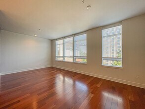 4547 8th Ave NE in Seattle, WA - Building Photo - Building Photo