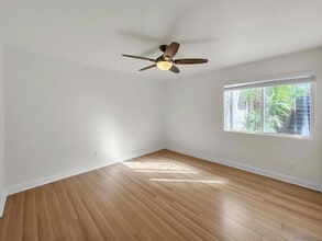 3535 Madison Ave, Unit 109 in San Diego, CA - Building Photo - Building Photo