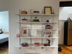 600 Columbia Rd, Unit 21 in Boston, MA - Building Photo - Building Photo