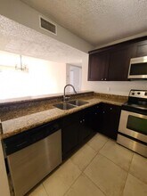 1460 Windorah Way, Unit C in Royal Palm Beach, FL - Foto de edificio - Building Photo
