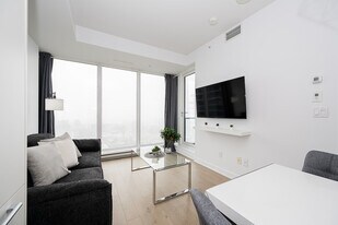 1255 Rue Saint-Jacques, Unit SI ID1262044P in Montréal, QC - Building Photo