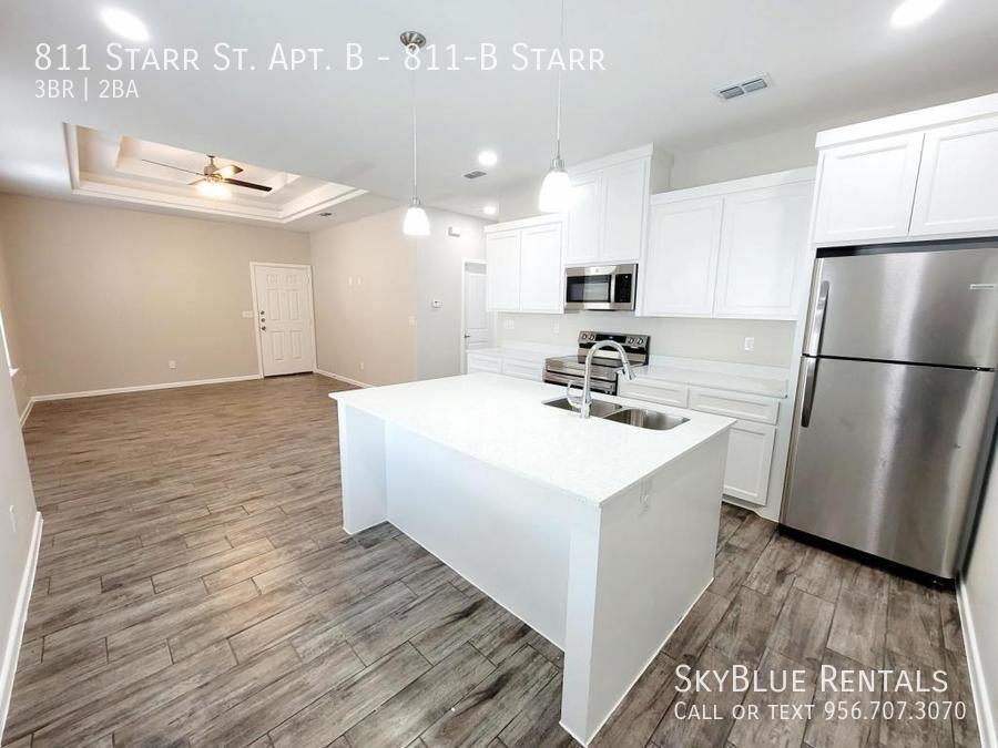 811 Starr St in Mercedes, TX - Building Photo