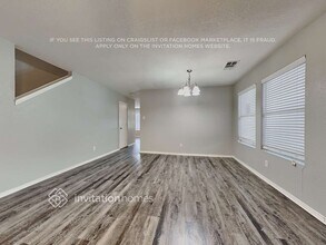 7914 Modesto Dr in Arlington, TX - Foto de edificio - Building Photo