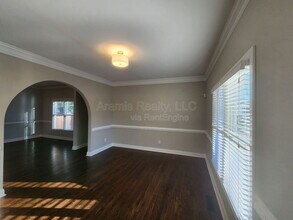 3239 Osborne Rd NE in Atlanta, GA - Foto de edificio - Building Photo