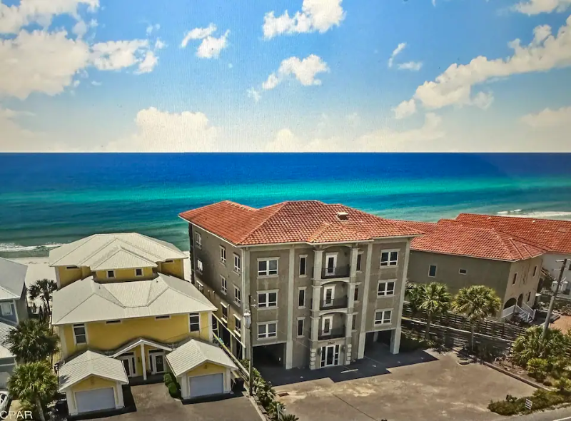 21523 Front Beach Rd in Panama City Beach, FL - Building Photo